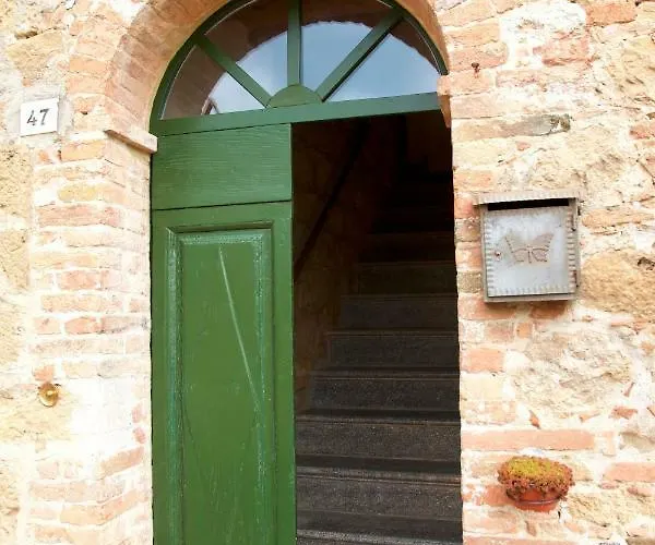 Torre Con Vista * Monticchiello